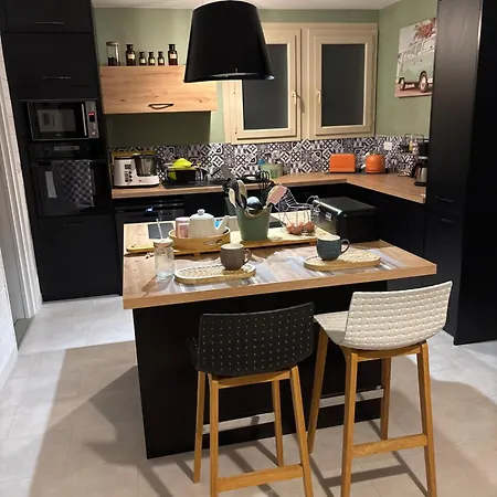Quarto em Acomodações Particulares Chez Emma