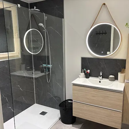 Quarto em Acomodações Particulares Chez Emma